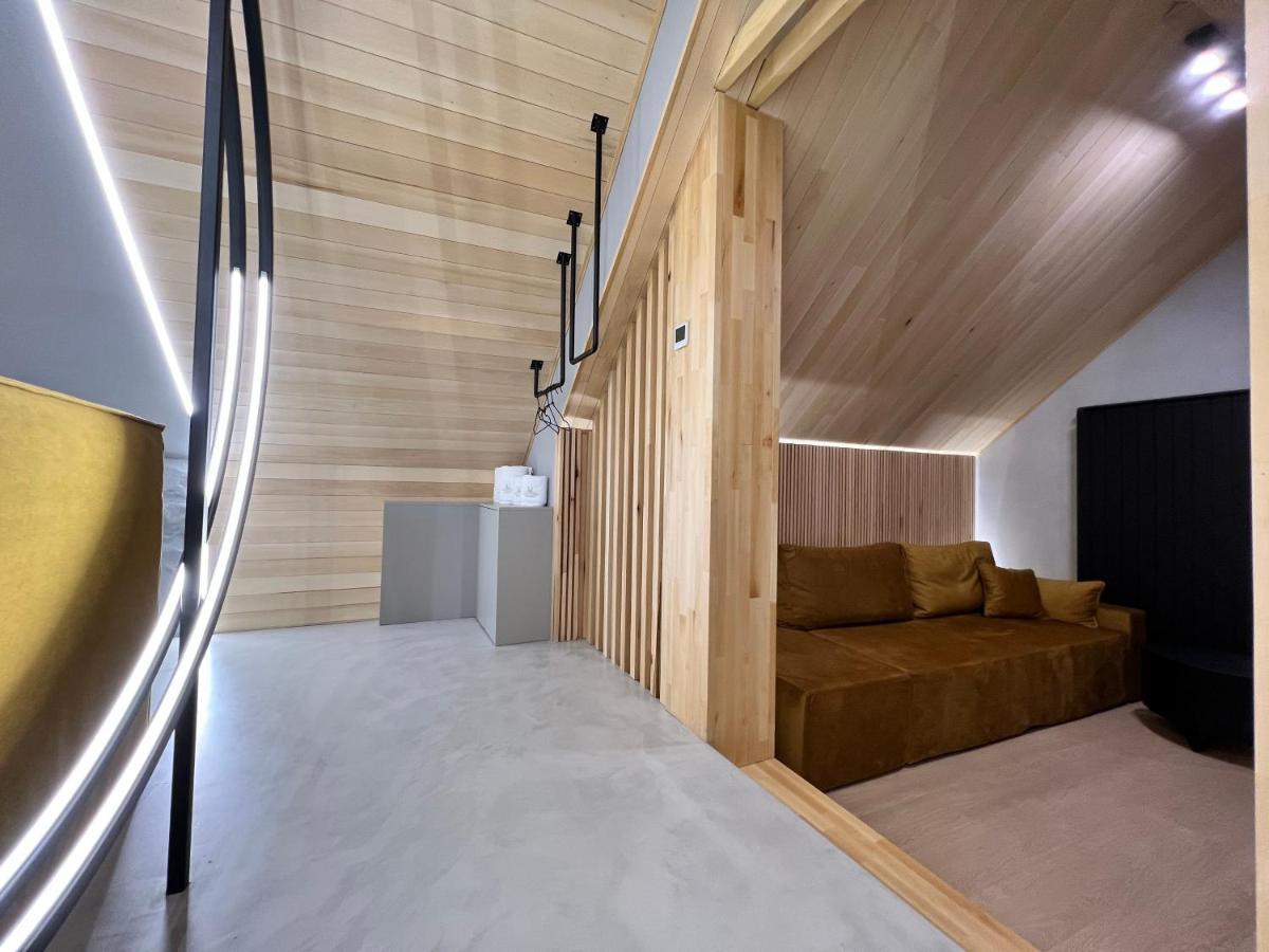 Garden Retreat Junior (Adults Only) Ξενοδοχείο Μπραν Εξωτερικό φωτογραφία